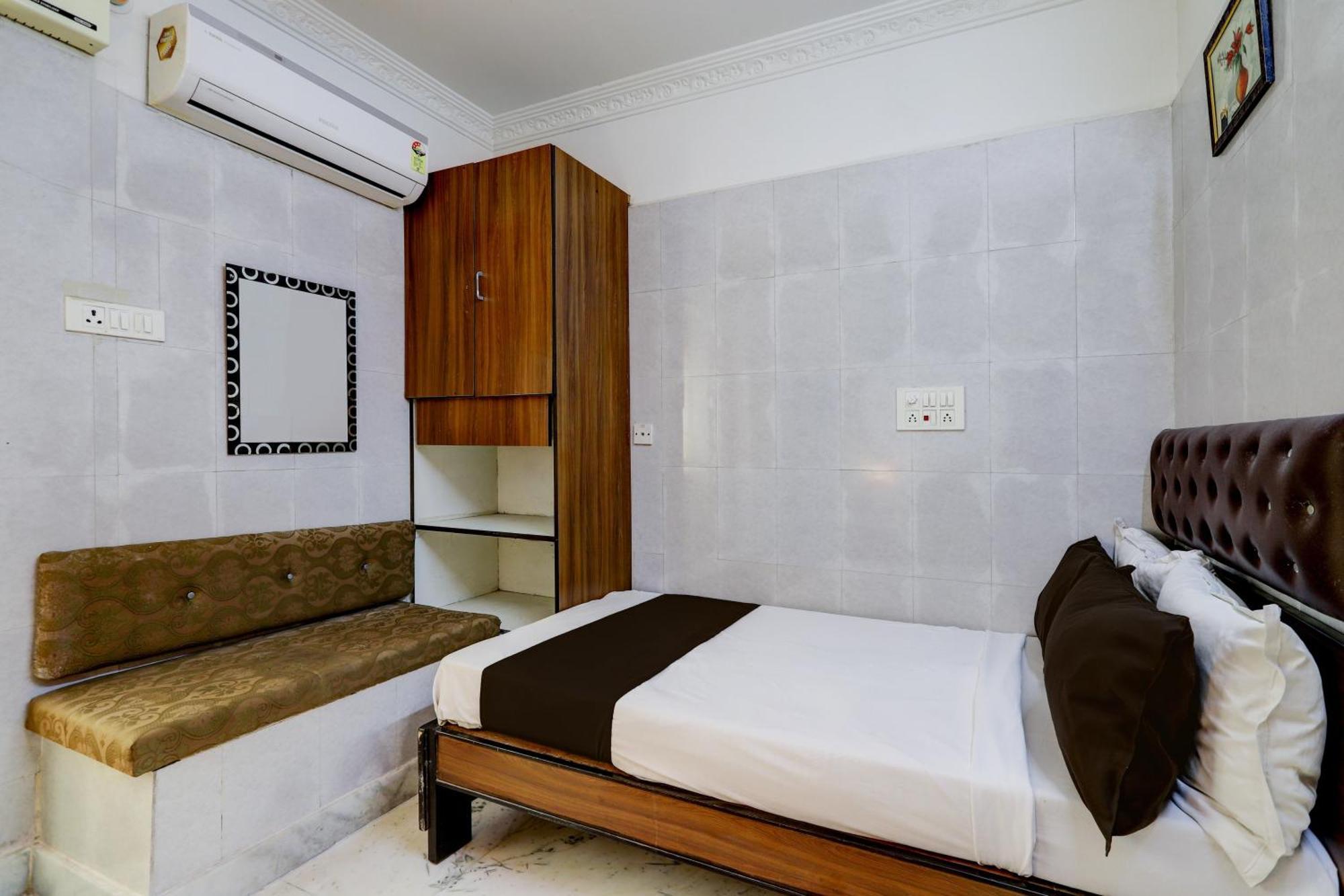 Hotel O Golden Pride Шемшабад Екстер'єр фото